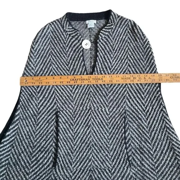 Kate Spade Baby Alpaca Black Gray Wool Chevron Poncho Sweater Small Medium - Picture 6 of 8